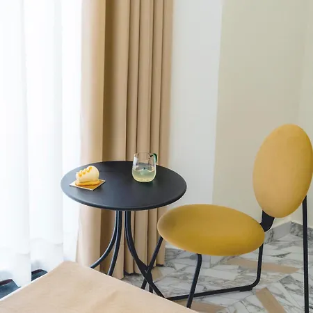 Maisonette * ポルティチ